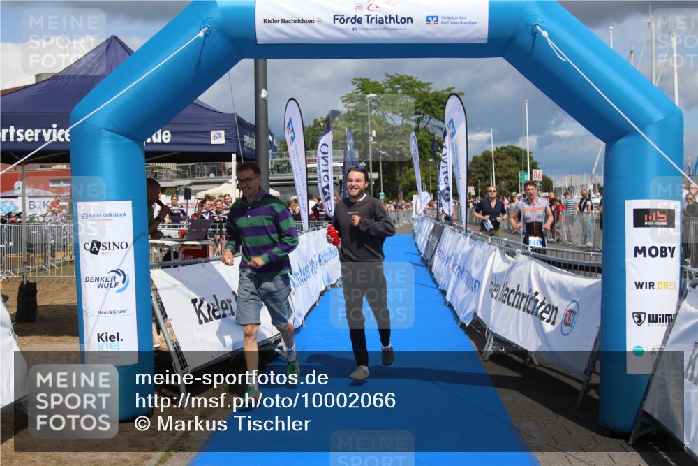 16.08.2026 - KN Förde Triathlon 2026 Markus Tischler http://msf.ph/oto/10002066 16.08.2026 13:49:59 Ziel 701, 705, 701, 705 meine-sportfotos.de