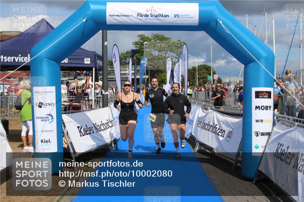 16.08.2026 - KN Förde Triathlon 2026 Markus Tischler http://msf.ph/oto/10002080 16.08.2026 13:50:41 Ziel 559, 706, 559, 706 meine-sportfotos.de