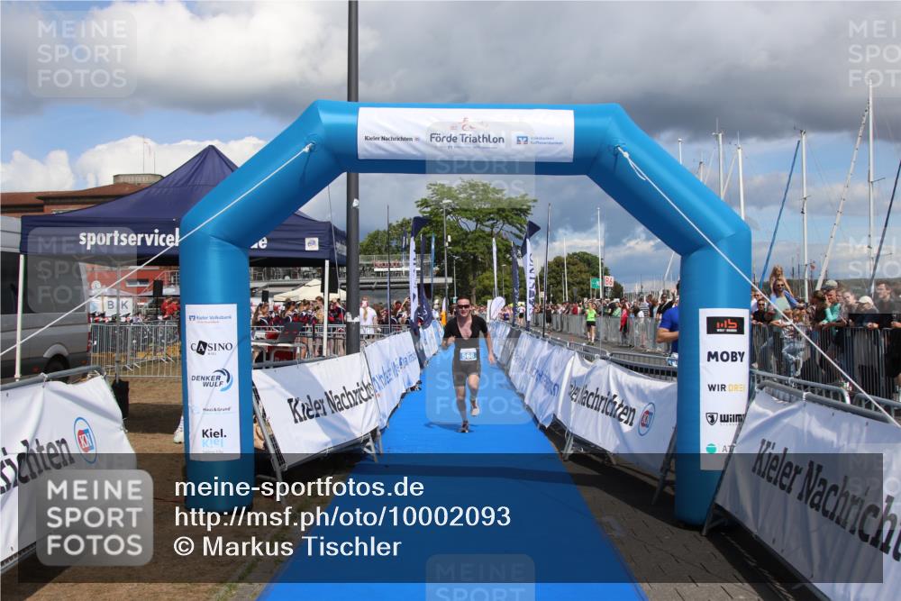 16.08.2026 - KN Förde Triathlon 2026 Markus Tischler http://msf.ph/oto/10002093 16.08.2026 13:51:21 Ziel 568, 568 meine-sportfotos.de