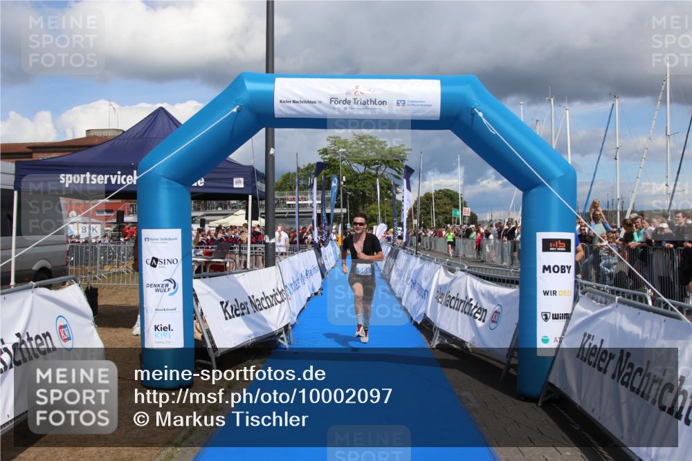 16.08.2026 - KN Förde Triathlon 2026 Markus Tischler http://msf.ph/oto/10002097 16.08.2026 13:51:22 Ziel 568, 568 meine-sportfotos.de