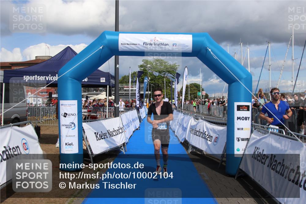 16.08.2026 - KN Förde Triathlon 2026 Markus Tischler http://msf.ph/oto/10002104 16.08.2026 13:51:22 Ziel 568, 568 meine-sportfotos.de