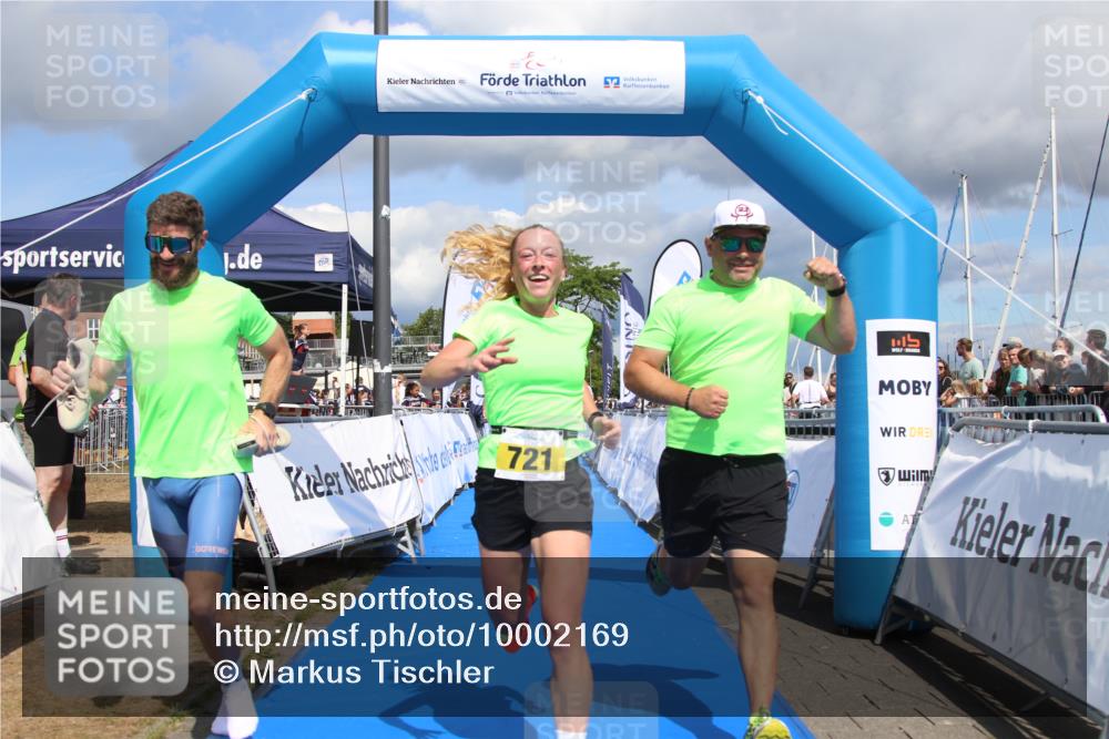16.08.2026 - KN Förde Triathlon 2026 Markus Tischler http://msf.ph/oto/10002169 16.08.2026 13:53:02 Ziel 571, 721, 571, 721 meine-sportfotos.de