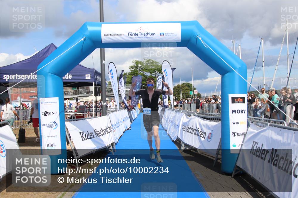 16.08.2026 - KN Förde Triathlon 2026 Markus Tischler http://msf.ph/oto/10002234 16.08.2026 13:54:16 Ziel 550, 556, 745, 550, 556, 745 meine-sportfotos.de