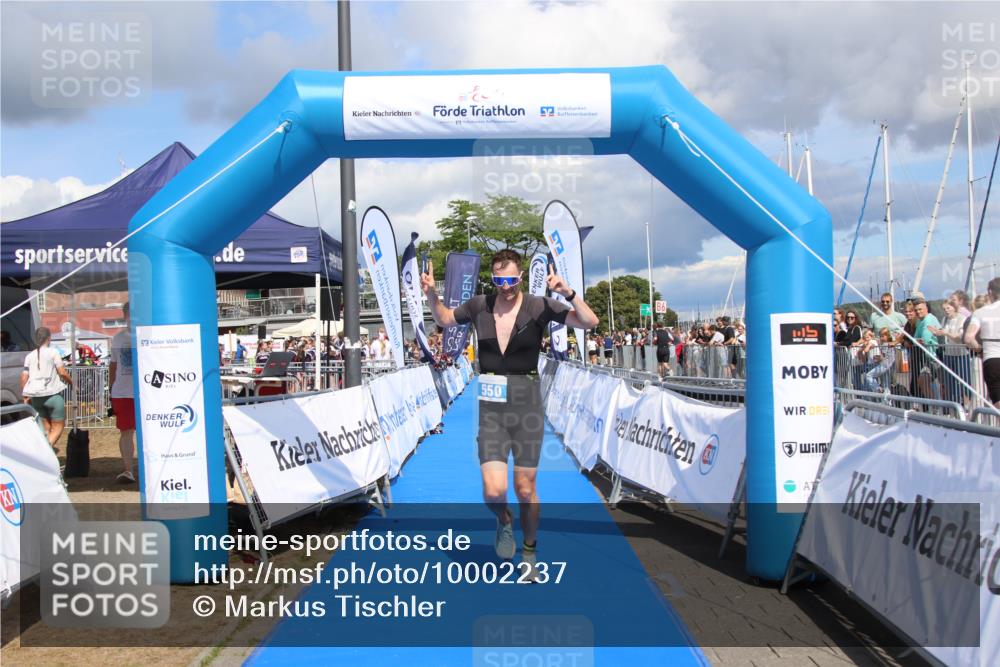 16.08.2026 - KN Förde Triathlon 2026 Markus Tischler http://msf.ph/oto/10002237 16.08.2026 13:54:16 Ziel 550, 556, 745, 550, 556, 745 meine-sportfotos.de