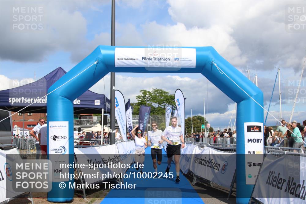 16.08.2026 - KN Förde Triathlon 2026 Markus Tischler http://msf.ph/oto/10002245 16.08.2026 13:54:49 Ziel 732, 732 meine-sportfotos.de