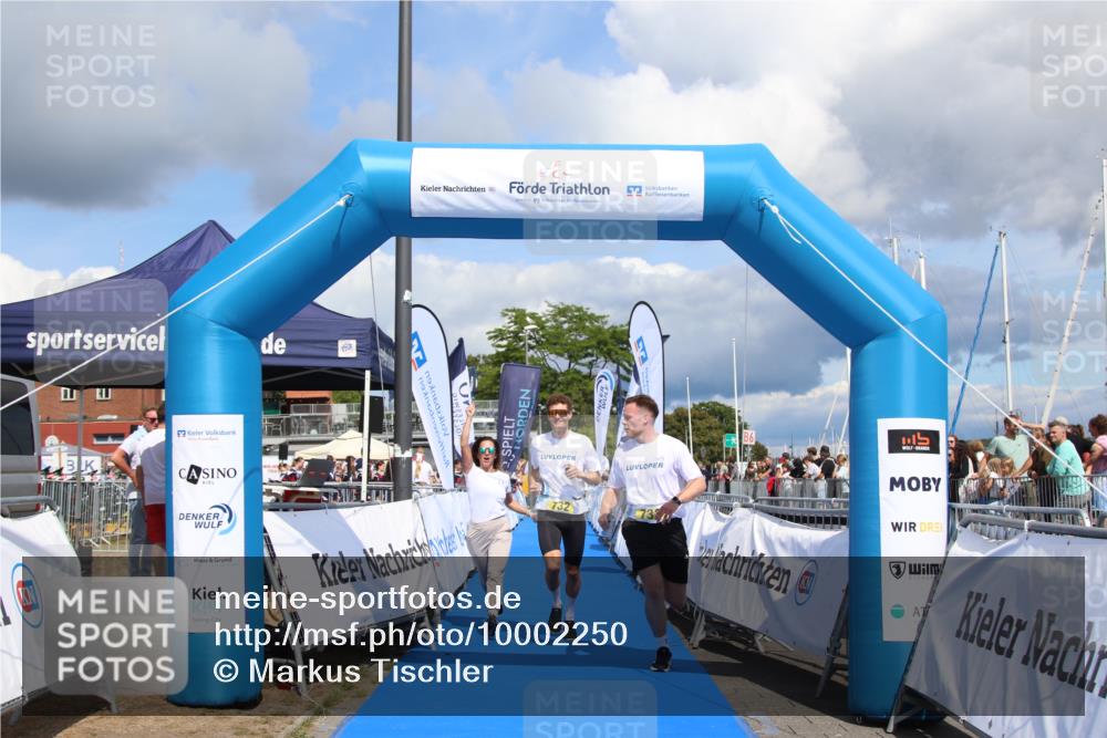16.08.2026 - KN Förde Triathlon 2026 Markus Tischler http://msf.ph/oto/10002250 16.08.2026 13:54:50 Ziel 732, 732 meine-sportfotos.de