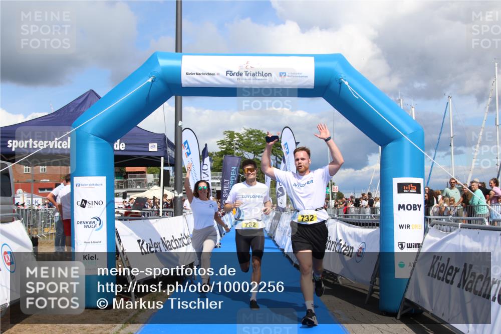 16.08.2026 - KN Förde Triathlon 2026 Markus Tischler http://msf.ph/oto/10002256 16.08.2026 13:54:50 Ziel 732, 732 meine-sportfotos.de