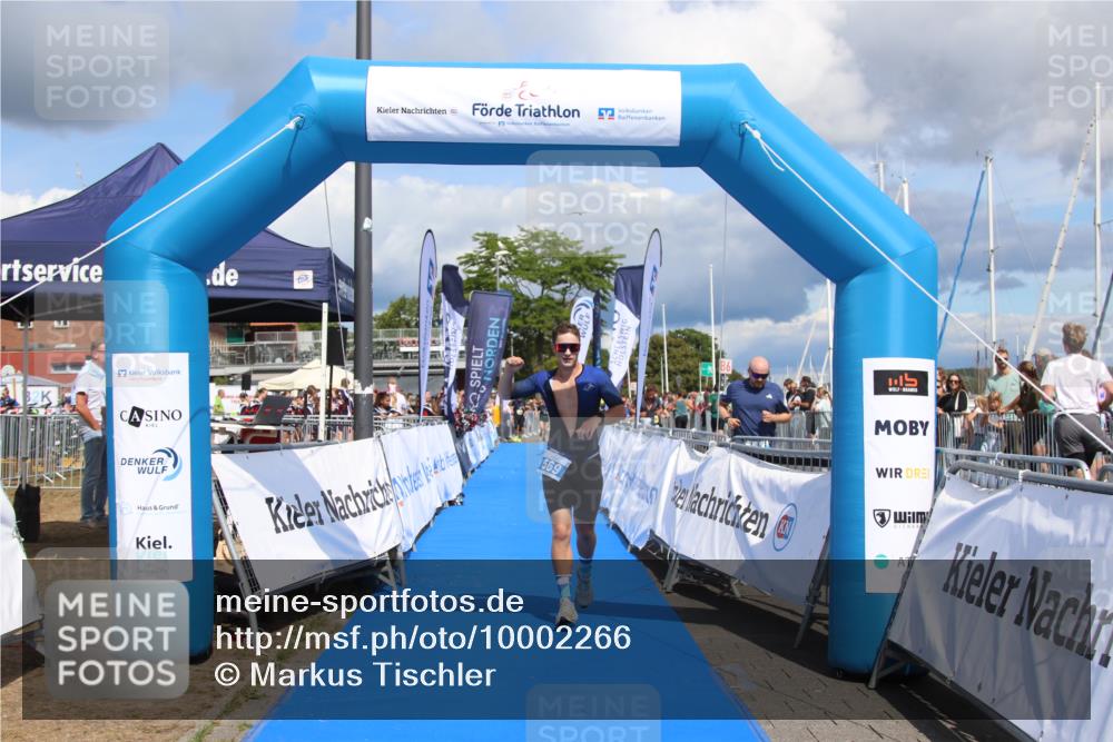 16.08.2026 - KN Förde Triathlon 2026 Markus Tischler http://msf.ph/oto/10002266 16.08.2026 13:55:00 Ziel 569, 569 meine-sportfotos.de