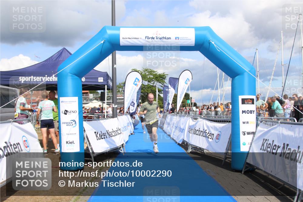 16.08.2026 - KN Förde Triathlon 2026 Markus Tischler http://msf.ph/oto/10002290 16.08.2026 13:56:08 Ziel 538, 713, 538, 713 meine-sportfotos.de