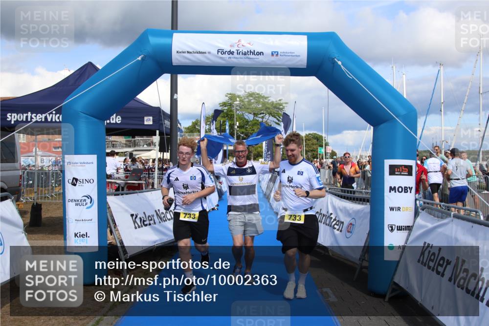 16.08.2026 - KN Förde Triathlon 2026 Markus Tischler http://msf.ph/oto/10002363 16.08.2026 13:57:54 Ziel 733, 733 meine-sportfotos.de