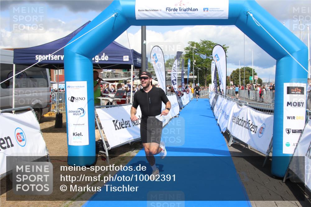 16.08.2026 - KN Förde Triathlon 2026 Markus Tischler http://msf.ph/oto/10002391 16.08.2026 13:58:34 Ziel 575, 580, 724, 575, 580, 724 meine-sportfotos.de