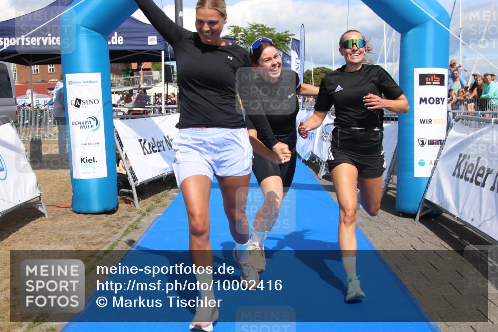 16.08.2026 - KN Förde Triathlon 2026 Markus Tischler http://msf.ph/oto/10002416 16.08.2026 13:59:16 Ziel 725, 725 meine-sportfotos.de