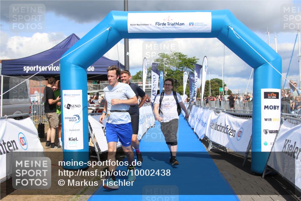 16.08.2026 - KN Förde Triathlon 2026 Markus Tischler http://msf.ph/oto/10002438 16.08.2026 13:59:57 Ziel 735, 735 meine-sportfotos.de
