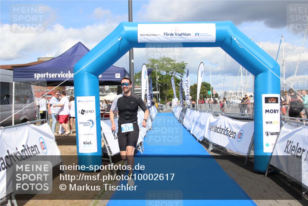 16.08.2026 - KN Förde Triathlon 2026 Markus Tischler http://msf.ph/oto/10002617 16.08.2026 14:05:21 Ziel 566, 597, 566, 597 meine-sportfotos.de