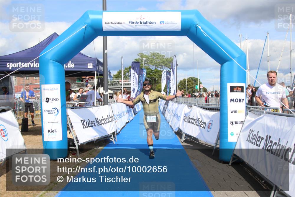 16.08.2026 - KN Förde Triathlon 2026 Markus Tischler http://msf.ph/oto/10002656 16.08.2026 14:06:50 Ziel 565, 592, 607, 711, 565, 592, 607, 711 meine-sportfotos.de