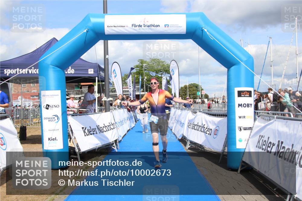 16.08.2026 - KN Förde Triathlon 2026 Markus Tischler http://msf.ph/oto/10002673 16.08.2026 14:06:58 Ziel 592, 711, 716, 592, 711, 716 meine-sportfotos.de