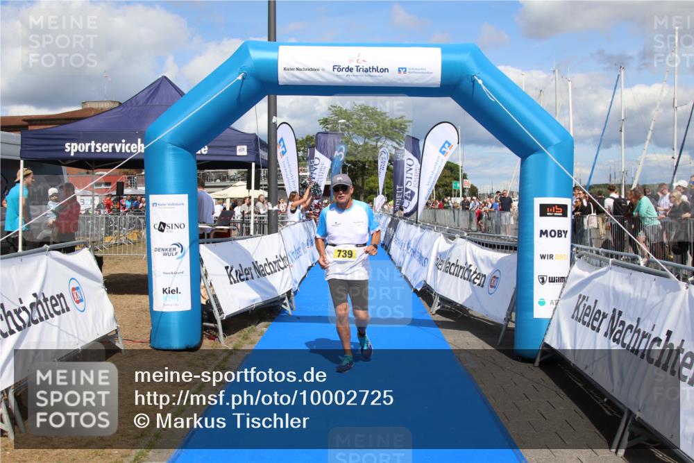 16.08.2026 - KN Förde Triathlon 2026 Markus Tischler http://msf.ph/oto/10002725 16.08.2026 14:09:19 Ziel 726, 739, 726, 739 meine-sportfotos.de
