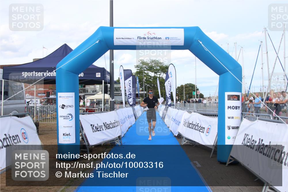 16.08.2026 - KN Förde Triathlon 2026 Markus Tischler http://msf.ph/oto/10003316 16.08.2026 16:23:33 Ziel 0, 0, 14, 17 meine-sportfotos.de