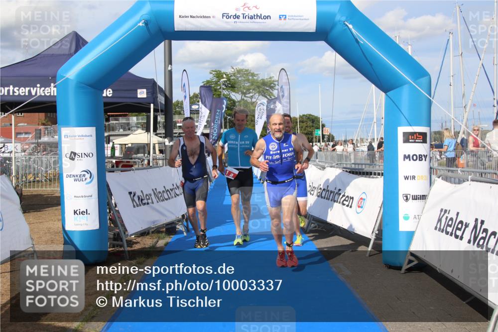 16.08.2026 - KN Förde Triathlon 2026 Markus Tischler http://msf.ph/oto/10003337 16.08.2026 16:26:02 Ziel 0, 1 meine-sportfotos.de