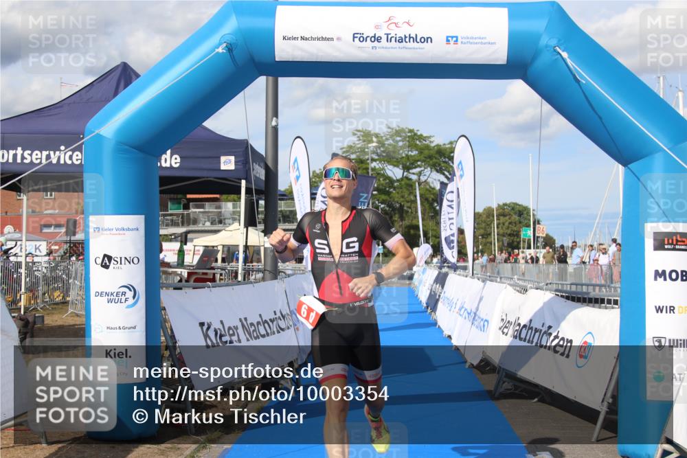 16.08.2026 - KN Förde Triathlon 2026 Markus Tischler http://msf.ph/oto/10003354 16.08.2026 16:30:01 Ziel 0, 6 meine-sportfotos.de