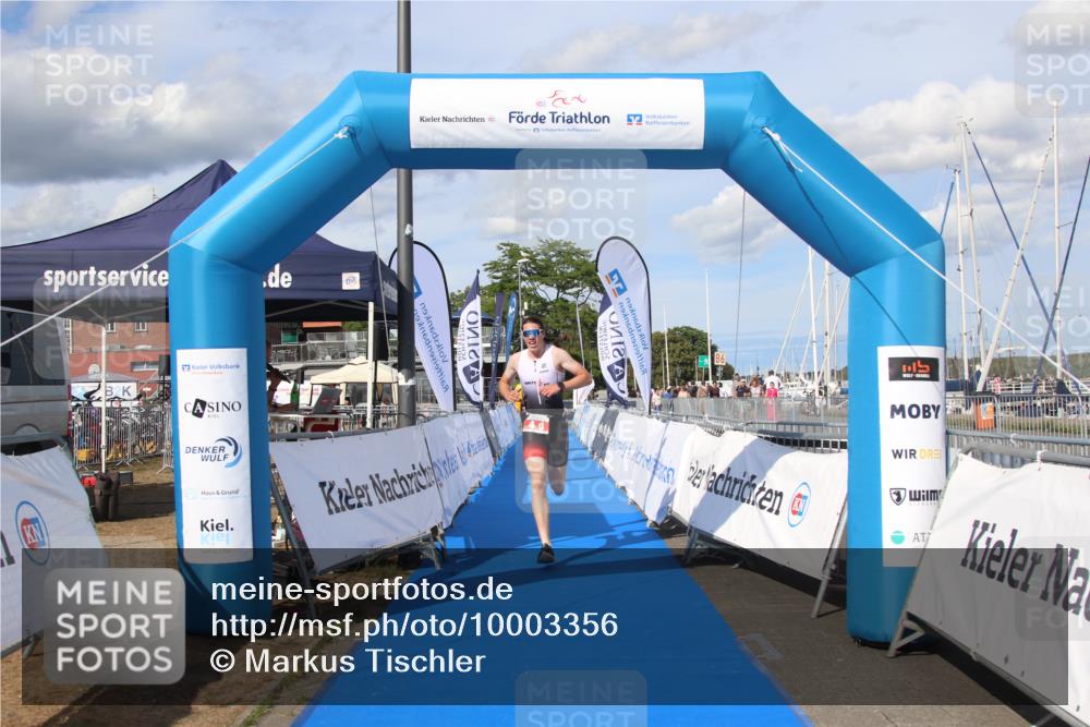 16.08.2026 - KN Förde Triathlon 2026 Markus Tischler http://msf.ph/oto/10003356 16.08.2026 16:30:53 Ziel 0, 0, 4, 9 meine-sportfotos.de
