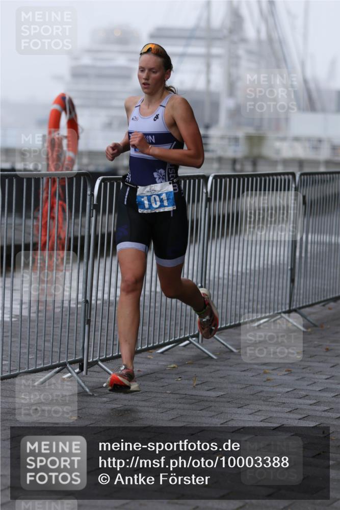 16.08.2026 - KN Förde Triathlon 2026 Antke Förster http://msf.ph/oto/10003388 16.08.2026 09:51:04 Laufen 101 meine-sportfotos.de