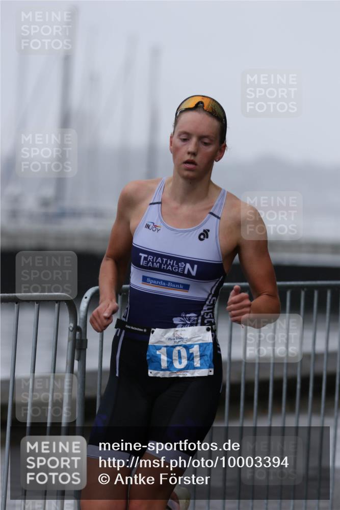 16.08.2026 - KN Förde Triathlon 2026 Antke Förster http://msf.ph/oto/10003394 16.08.2026 09:51:05 Laufen 101 meine-sportfotos.de