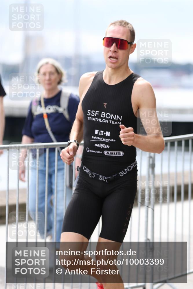 16.08.2026 - KN Förde Triathlon 2026 Antke Förster http://msf.ph/oto/10003399 16.08.2026 13:16:40 Laufen 7 meine-sportfotos.de