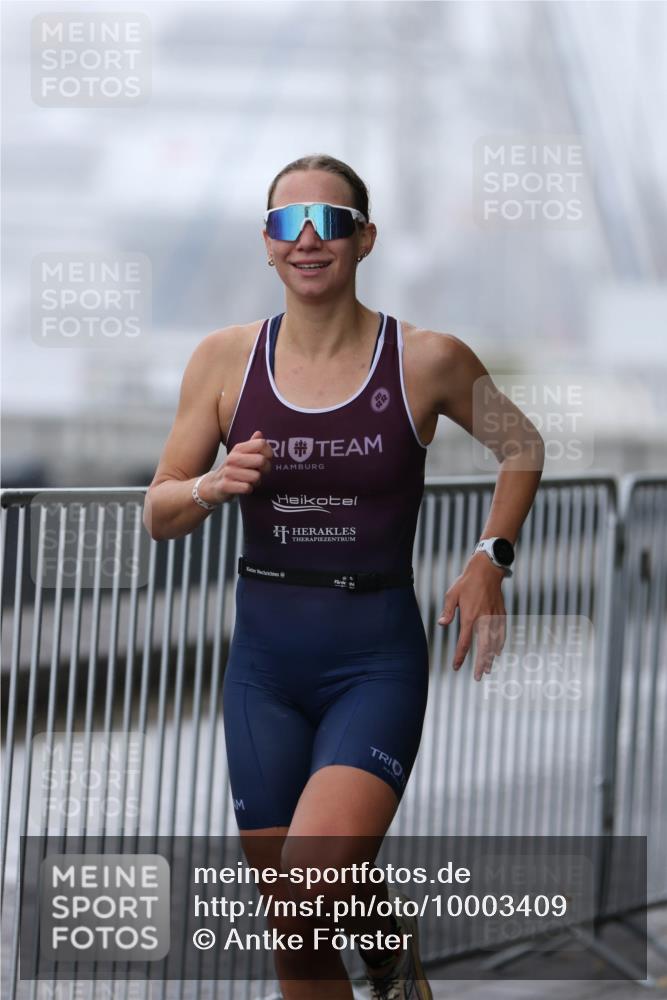 16.08.2026 - KN Förde Triathlon 2026 Antke Förster http://msf.ph/oto/10003409 16.08.2026 09:52:29 Laufen  meine-sportfotos.de