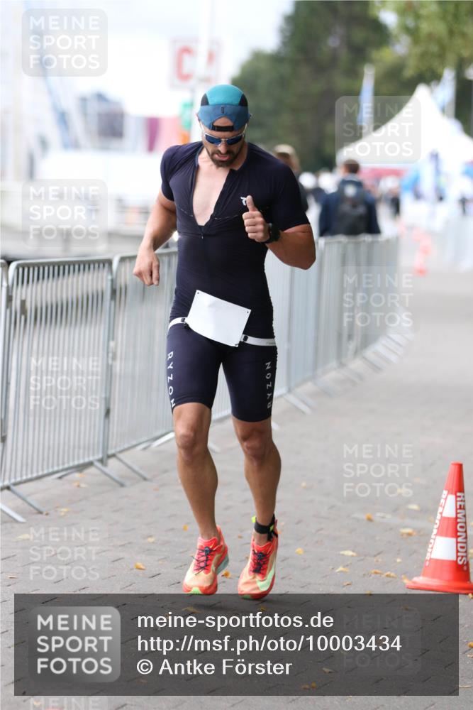 16.08.2026 - KN Förde Triathlon 2026 Antke Förster http://msf.ph/oto/10003434 16.08.2026 11:37:24 Laufen 73 meine-sportfotos.de