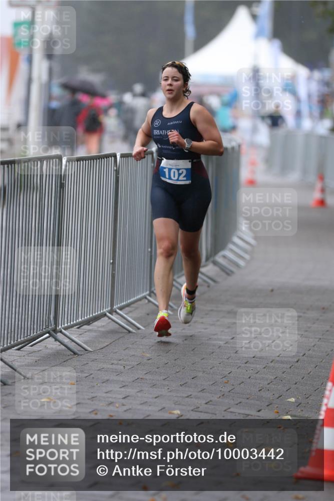 16.08.2026 - KN Förde Triathlon 2026 Antke Förster http://msf.ph/oto/10003442 16.08.2026 09:55:36 Laufen 102 meine-sportfotos.de