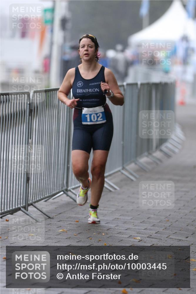 16.08.2026 - KN Förde Triathlon 2026 Antke Förster http://msf.ph/oto/10003445 16.08.2026 09:55:37 Laufen 102 meine-sportfotos.de