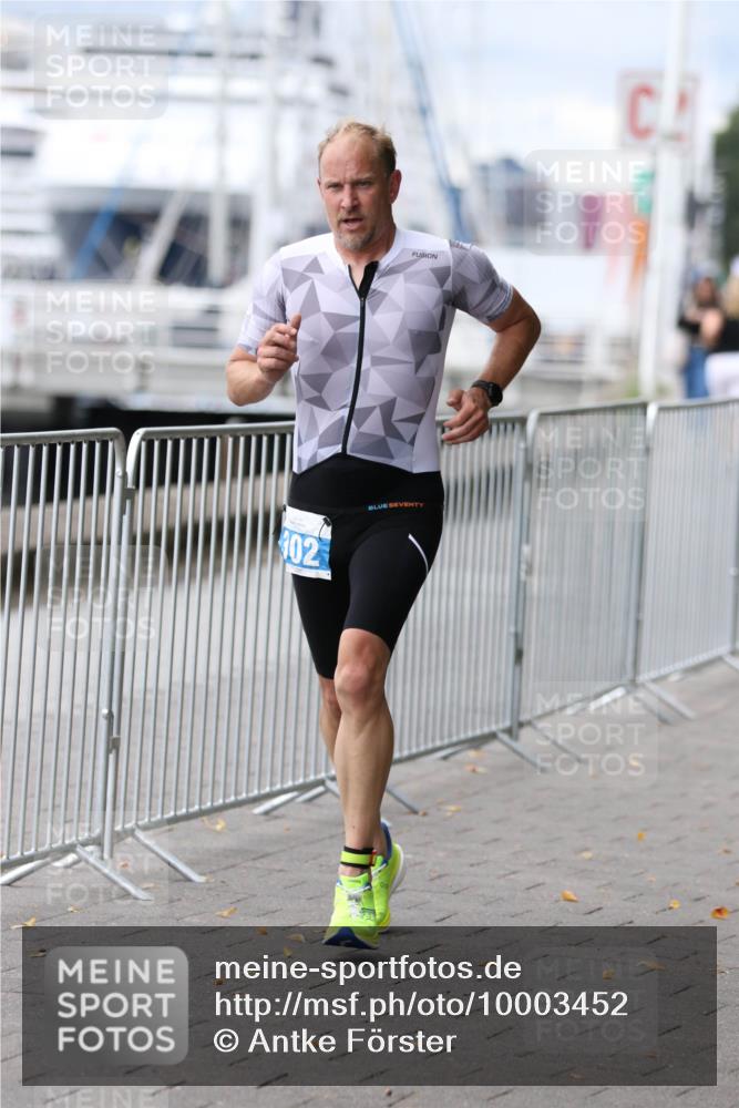 16.08.2026 - KN Förde Triathlon 2026 Antke Förster http://msf.ph/oto/10003452 16.08.2026 11:38:53 Laufen 102 meine-sportfotos.de