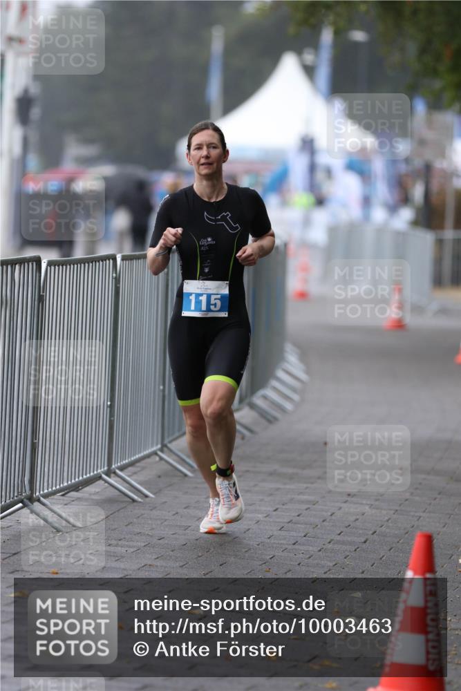 16.08.2026 - KN Förde Triathlon 2026 Antke Förster http://msf.ph/oto/10003463 16.08.2026 09:57:38 Laufen 115 meine-sportfotos.de
