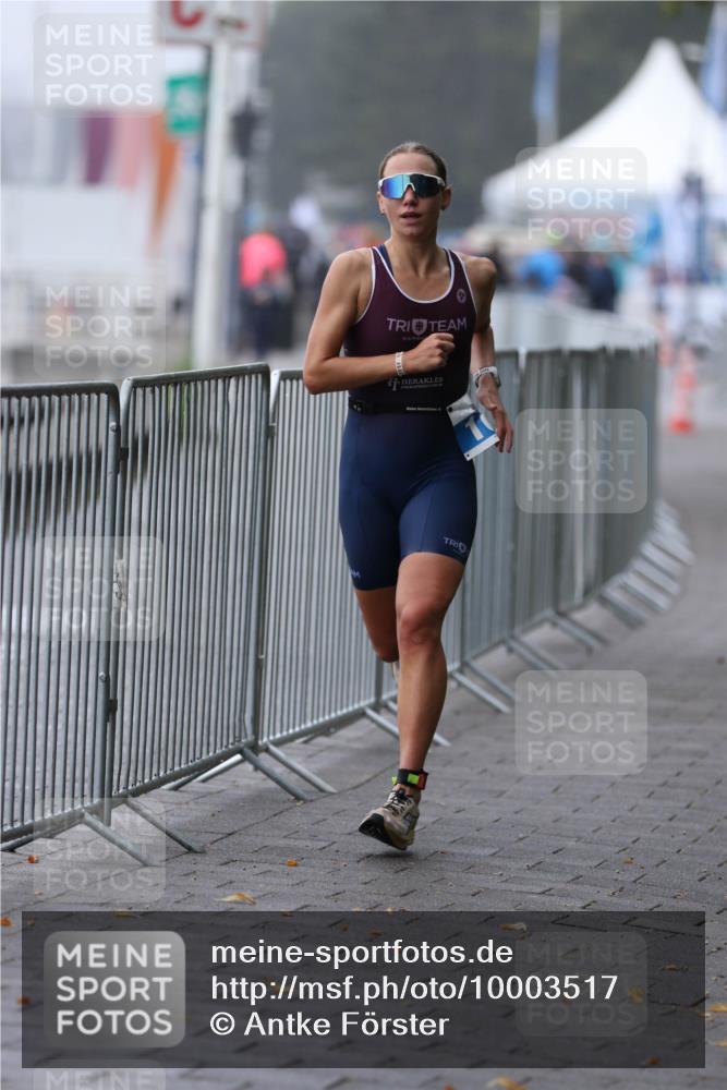 16.08.2026 - KN Förde Triathlon 2026 Antke Förster http://msf.ph/oto/10003517 16.08.2026 09:58:50 Laufen  meine-sportfotos.de