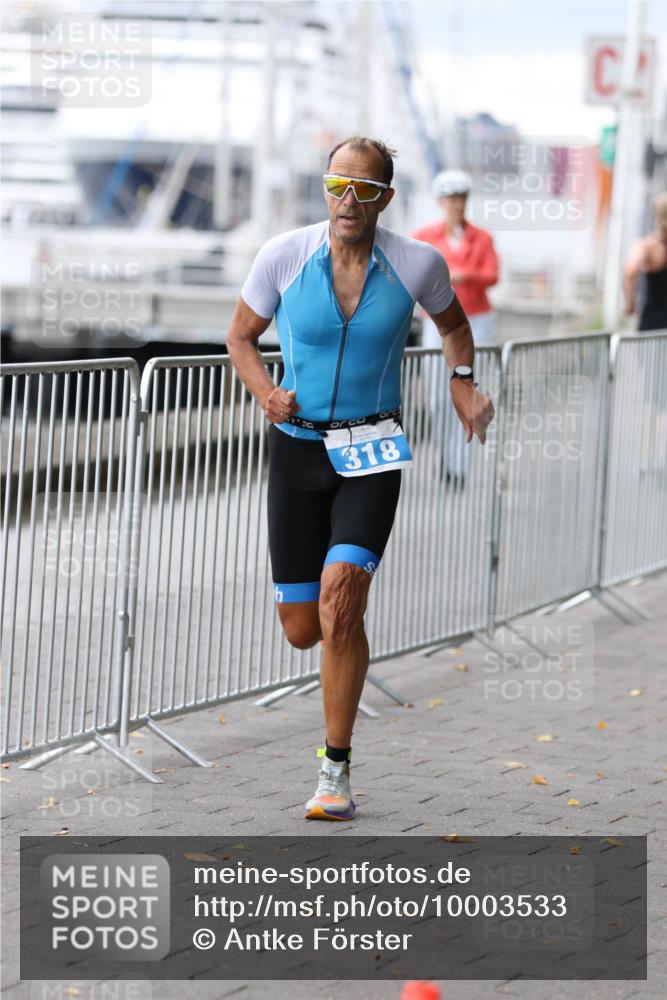 16.08.2026 - KN Förde Triathlon 2026 Antke Förster http://msf.ph/oto/10003533 16.08.2026 11:41:13 Laufen 318 meine-sportfotos.de