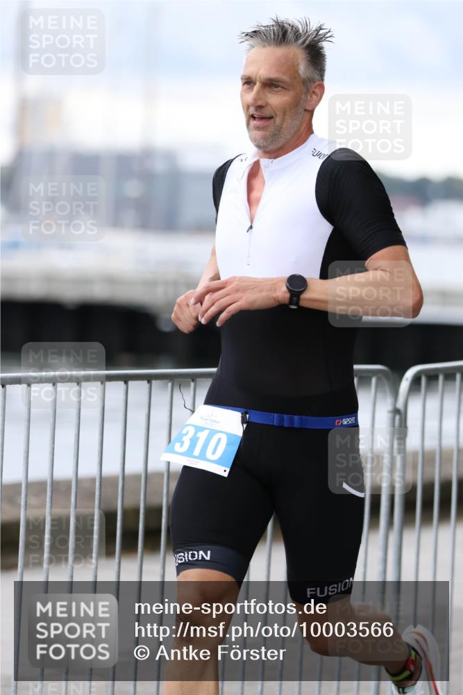 16.08.2026 - KN Förde Triathlon 2026 Antke Förster http://msf.ph/oto/10003566 16.08.2026 11:41:22 Laufen 310 meine-sportfotos.de