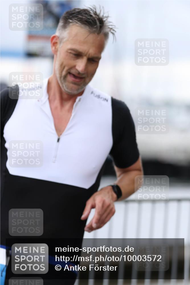 16.08.2026 - KN Förde Triathlon 2026 Antke Förster http://msf.ph/oto/10003572 16.08.2026 11:41:23 Laufen  meine-sportfotos.de