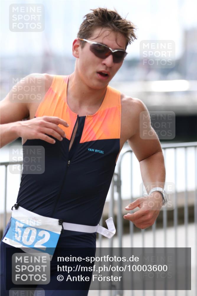 16.08.2026 - KN Förde Triathlon 2026 Antke Förster http://msf.ph/oto/10003600 16.08.2026 13:26:06 Laufen 202, 502 meine-sportfotos.de
