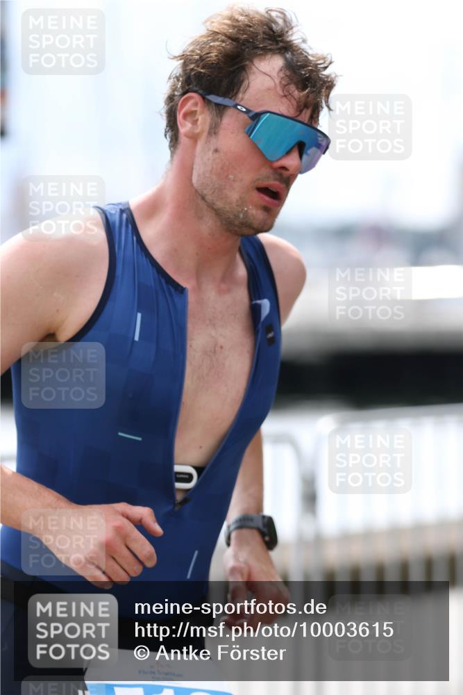 16.08.2026 - KN Förde Triathlon 2026 Antke Förster http://msf.ph/oto/10003615 16.08.2026 13:26:11 Laufen 2026 meine-sportfotos.de