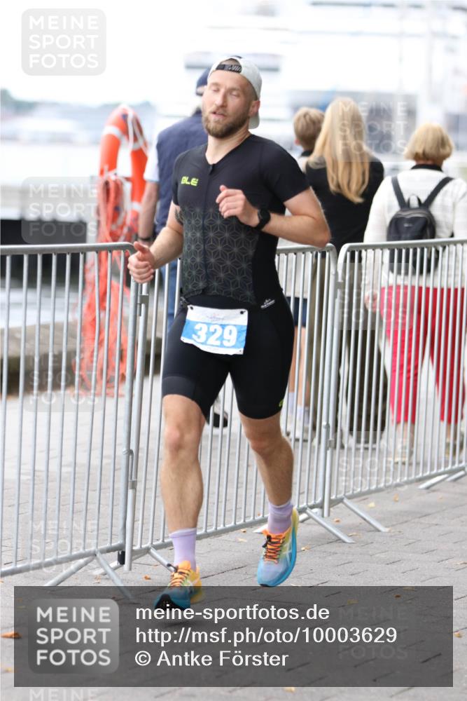 16.08.2026 - KN Förde Triathlon 2026 Antke Förster http://msf.ph/oto/10003629 16.08.2026 11:42:24 Laufen 329 meine-sportfotos.de