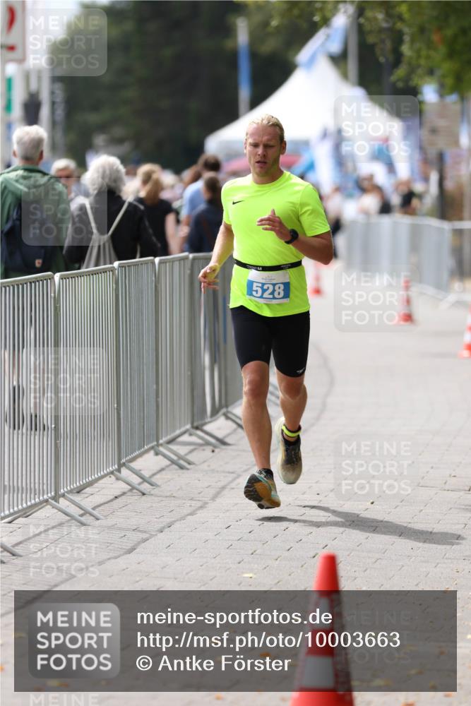 16.08.2026 - KN Förde Triathlon 2026 Antke Förster http://msf.ph/oto/10003663 16.08.2026 13:27:13 Laufen 528 meine-sportfotos.de