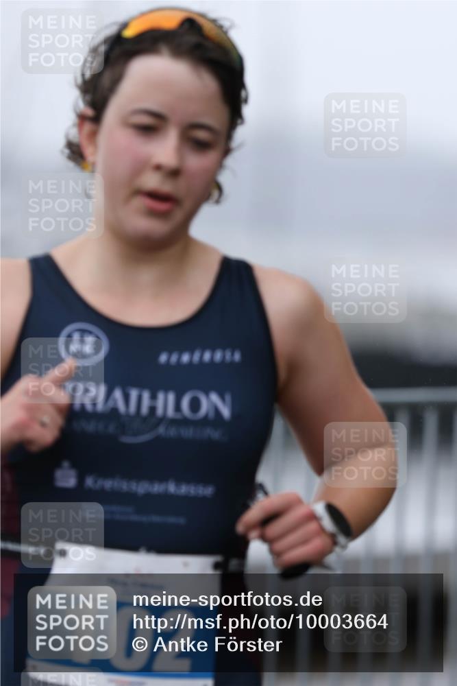 16.08.2026 - KN Förde Triathlon 2026 Antke Förster http://msf.ph/oto/10003664 16.08.2026 10:03:25 Laufen 102 meine-sportfotos.de