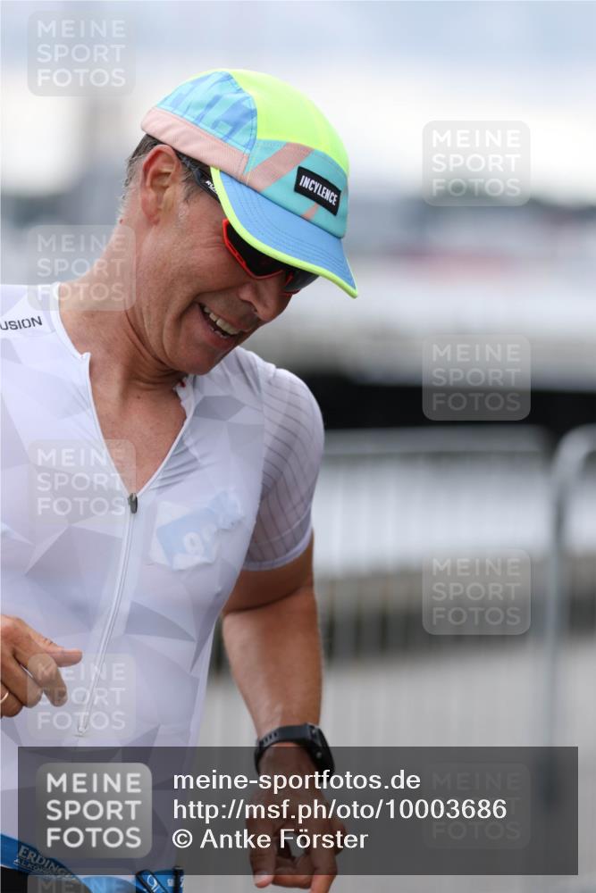 16.08.2026 - KN Förde Triathlon 2026 Antke Förster http://msf.ph/oto/10003686 16.08.2026 11:43:09 Laufen  meine-sportfotos.de