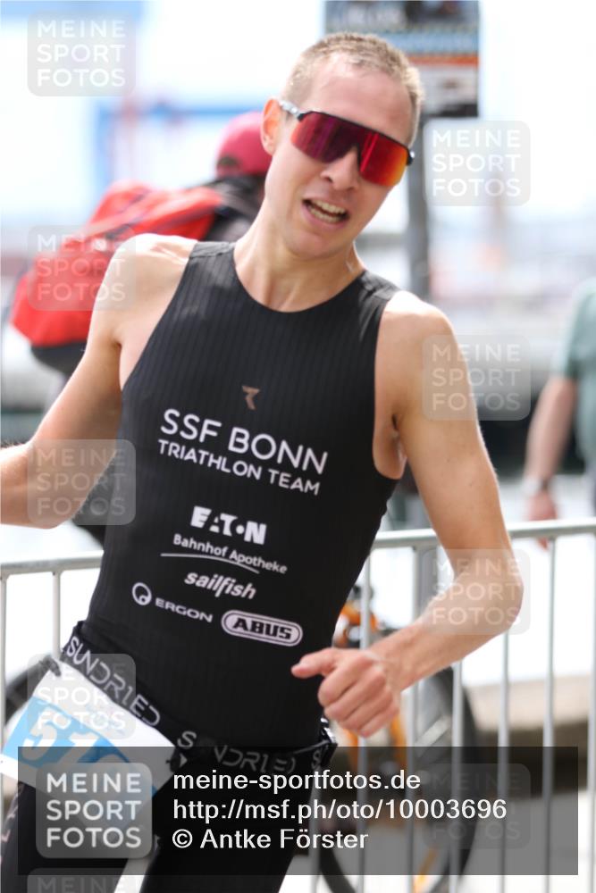 16.08.2026 - KN Förde Triathlon 2026 Antke Förster http://msf.ph/oto/10003696 16.08.2026 13:27:51 Laufen 510 meine-sportfotos.de