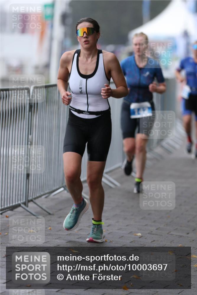 16.08.2026 - KN Förde Triathlon 2026 Antke Förster http://msf.ph/oto/10003697 16.08.2026 10:04:00 Laufen  meine-sportfotos.de