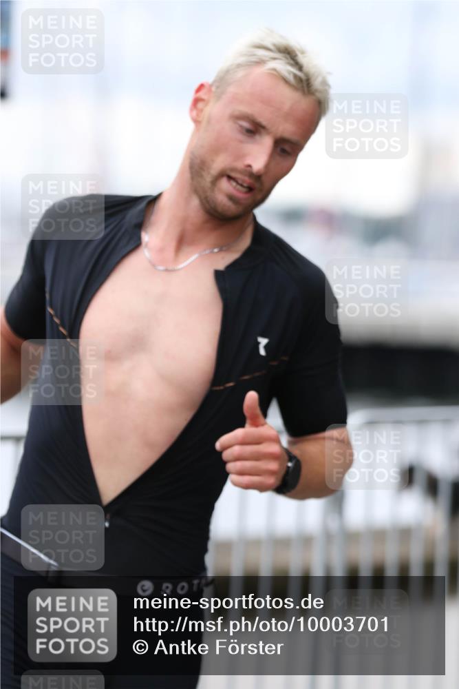 16.08.2026 - KN Förde Triathlon 2026 Antke Förster http://msf.ph/oto/10003701 16.08.2026 11:43:18 Laufen 7 meine-sportfotos.de