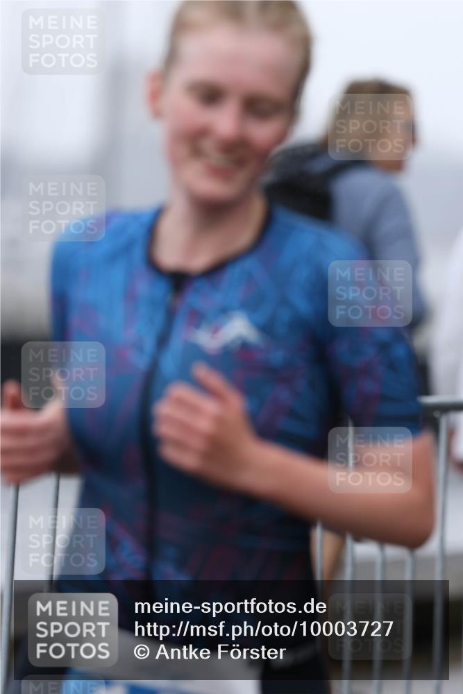 16.08.2026 - KN Förde Triathlon 2026 Antke Förster http://msf.ph/oto/10003727 16.08.2026 10:04:07 Laufen  meine-sportfotos.de