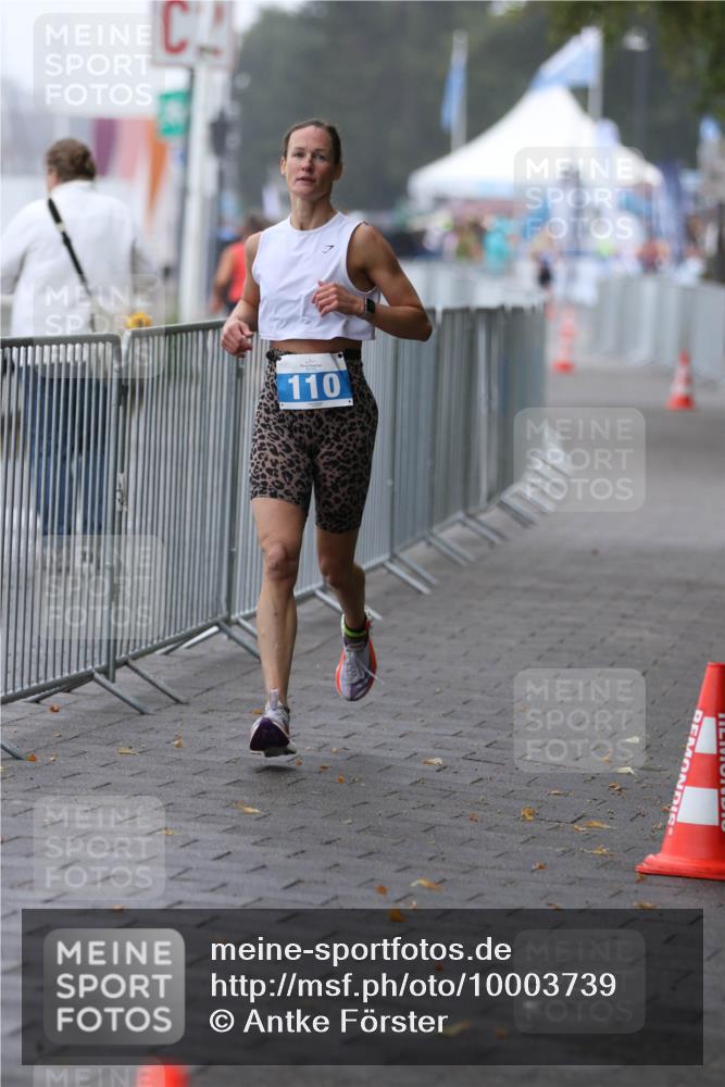 16.08.2026 - KN Förde Triathlon 2026 Antke Förster http://msf.ph/oto/10003739 16.08.2026 10:04:25 Laufen 110 meine-sportfotos.de