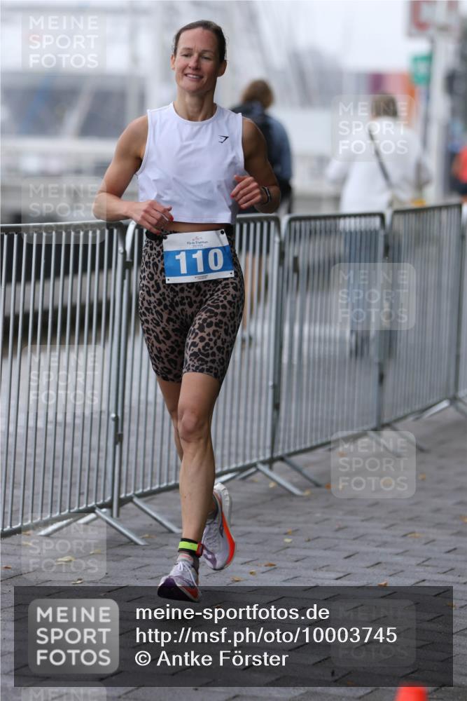 16.08.2026 - KN Förde Triathlon 2026 Antke Förster http://msf.ph/oto/10003745 16.08.2026 10:04:26 Laufen 110 meine-sportfotos.de